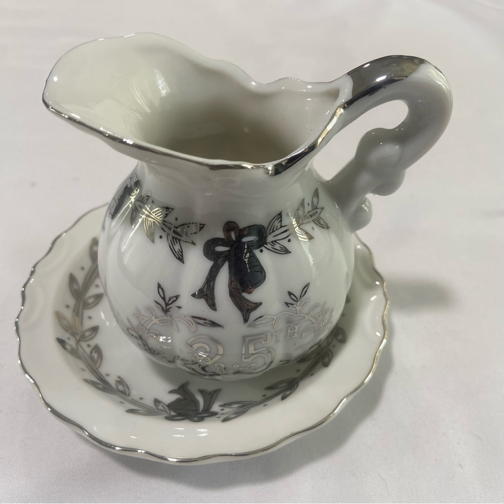 Lefton exclusives 25th anniversary pitcher and bowl style 6548